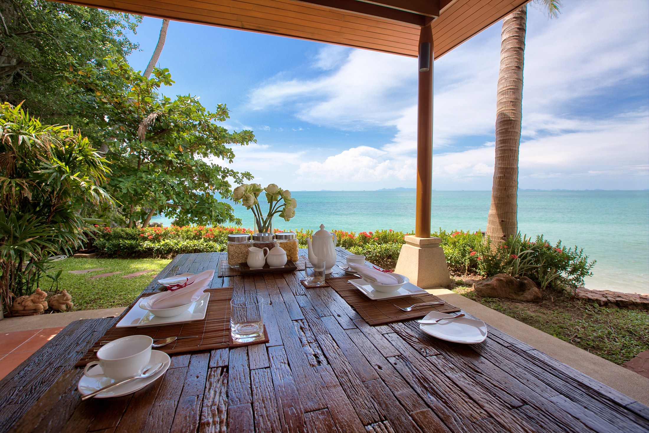 Private villa dining