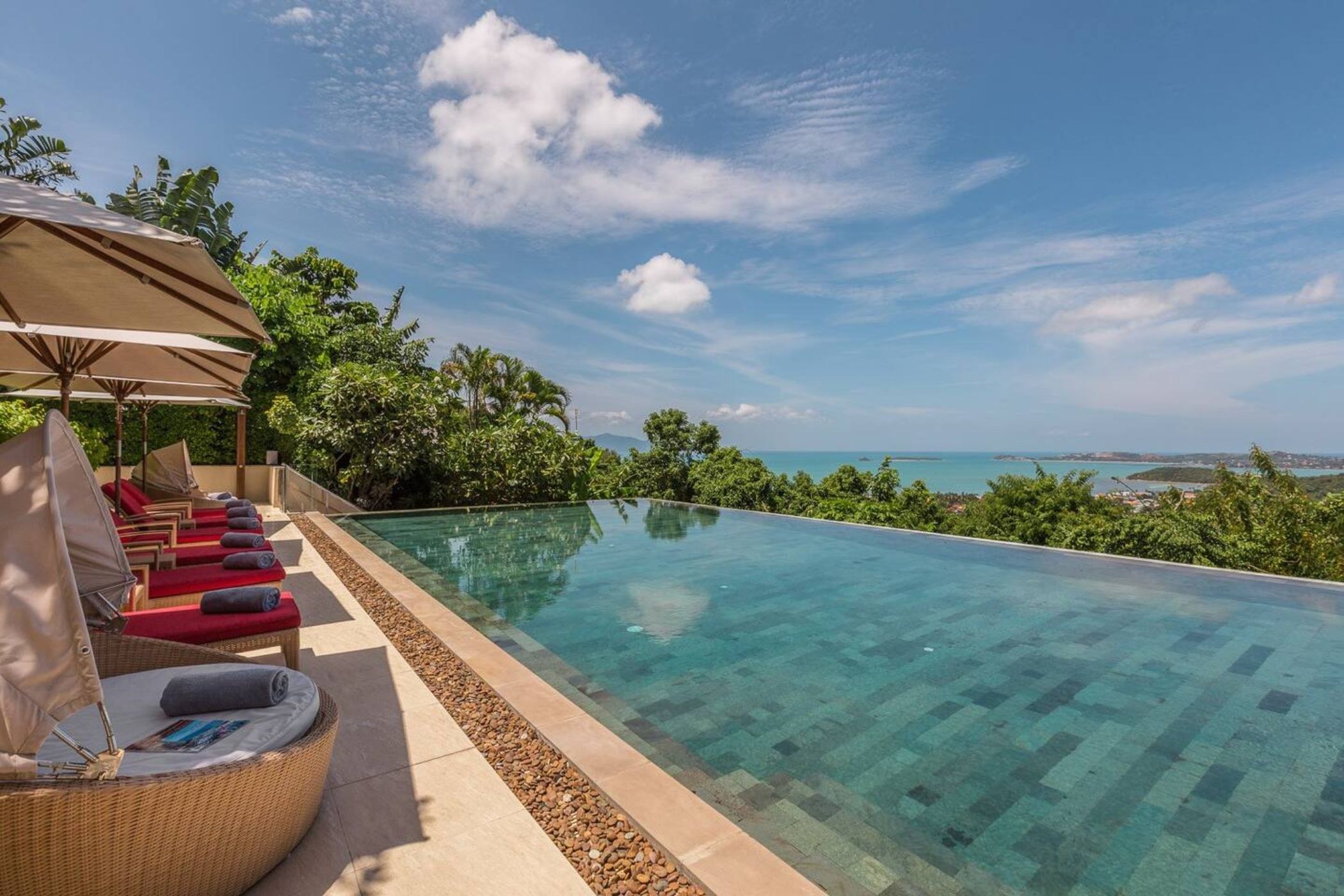Private pool
