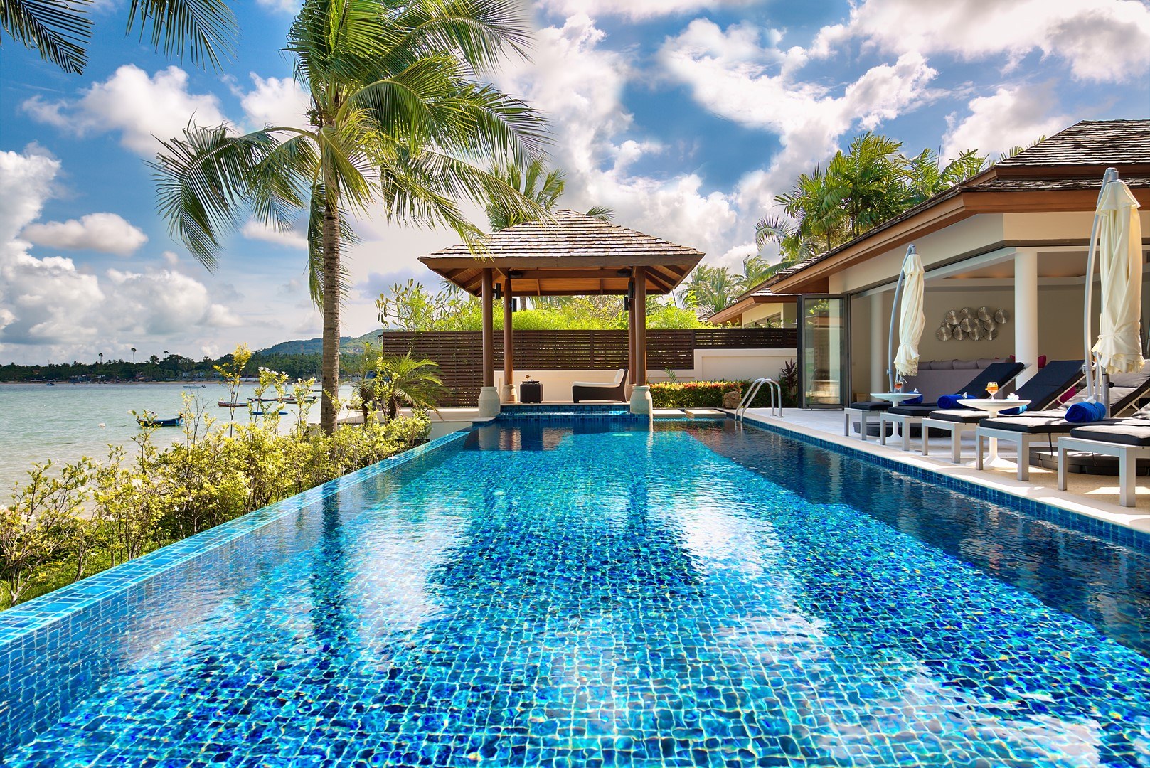 Private pool