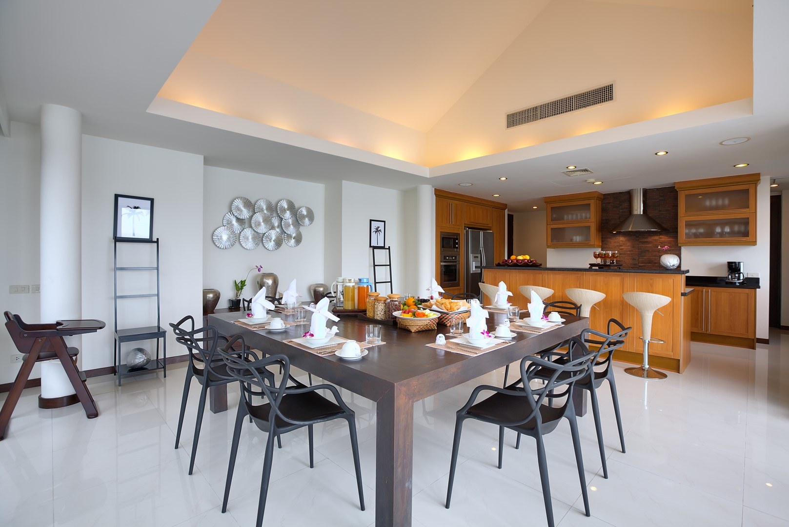 Private villa dining