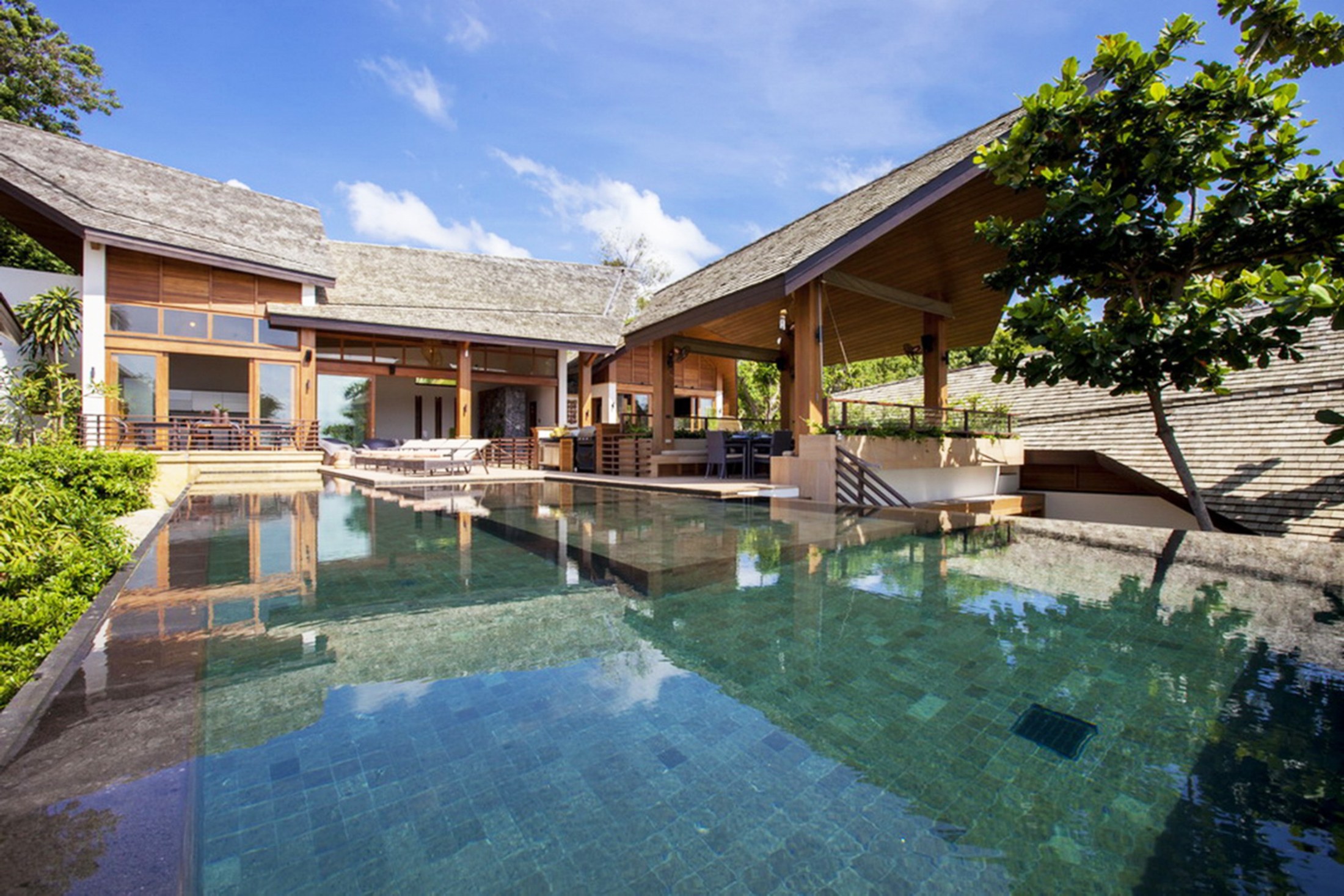 Private pool