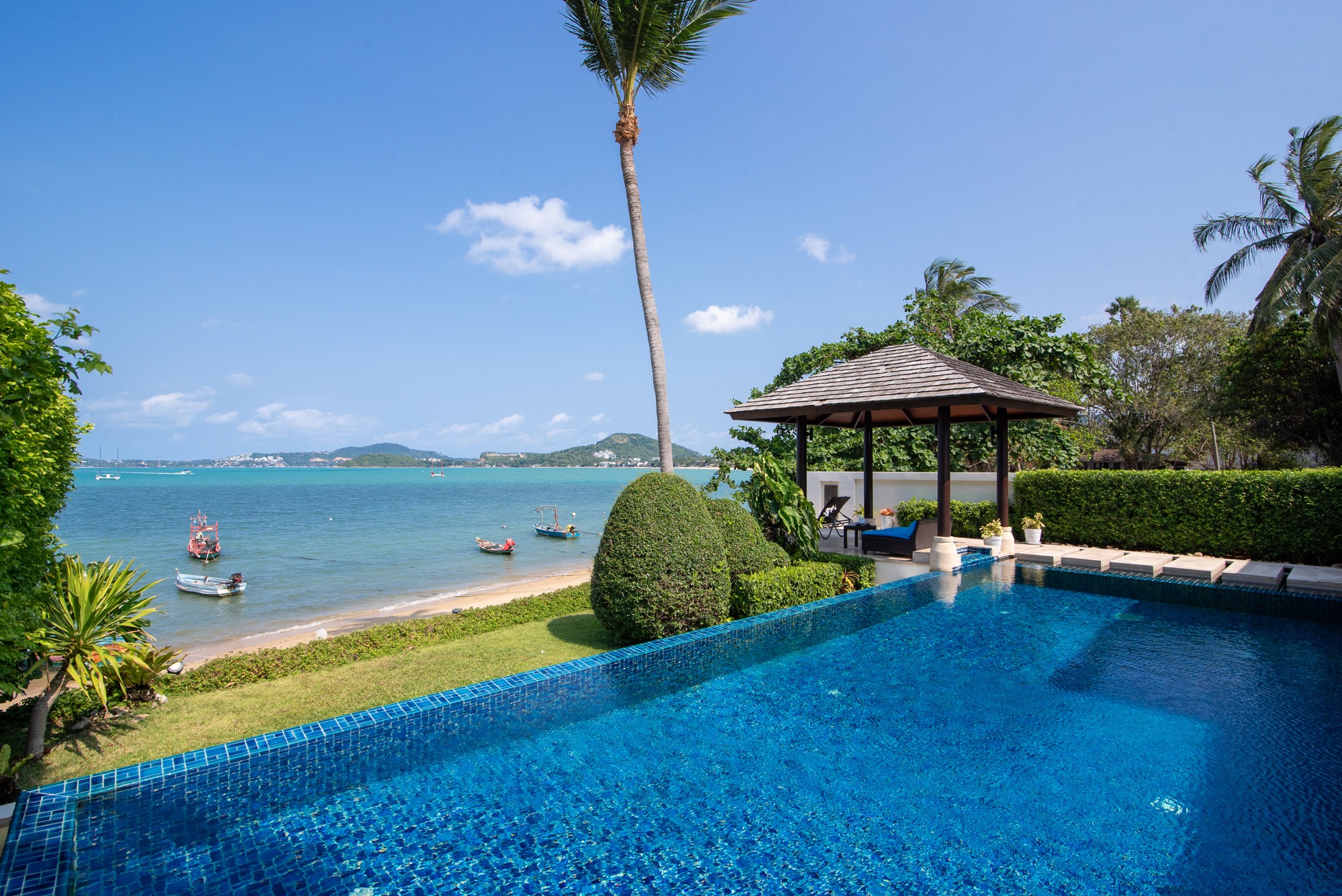 Private pool