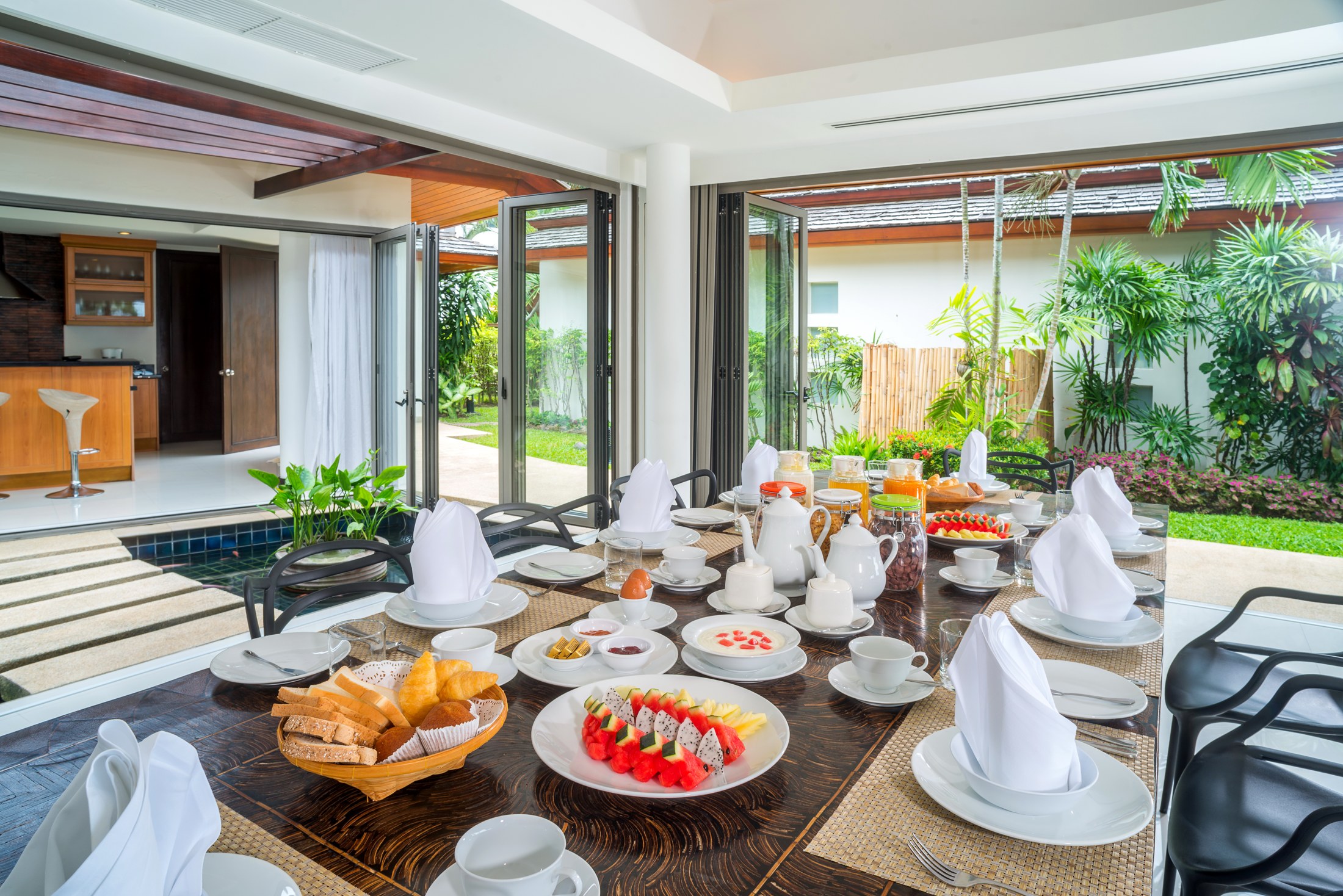 Private villa dining