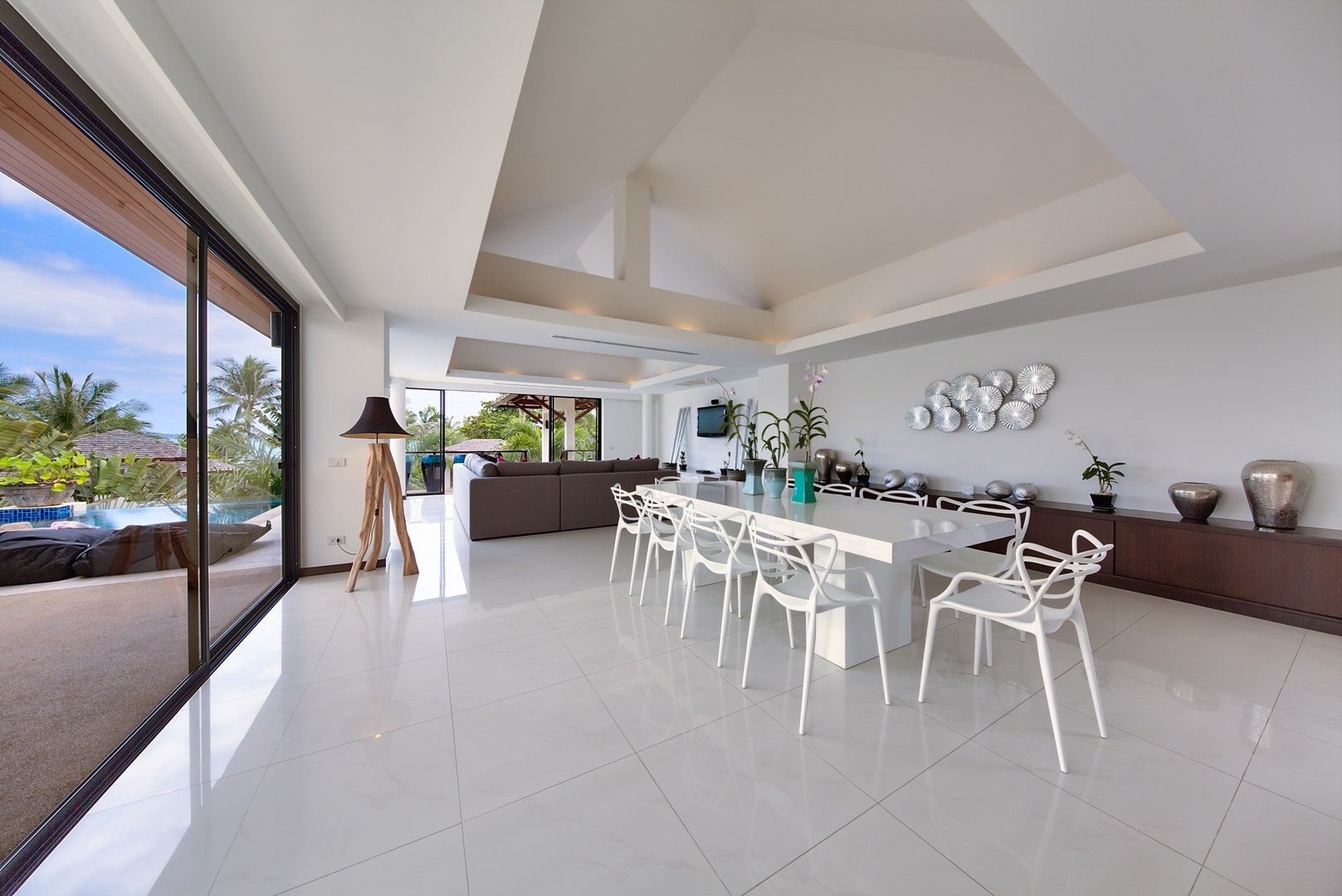 Private villa dining