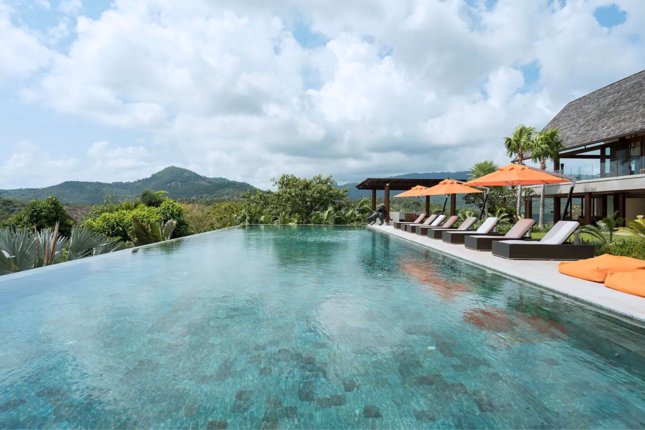 Private pool