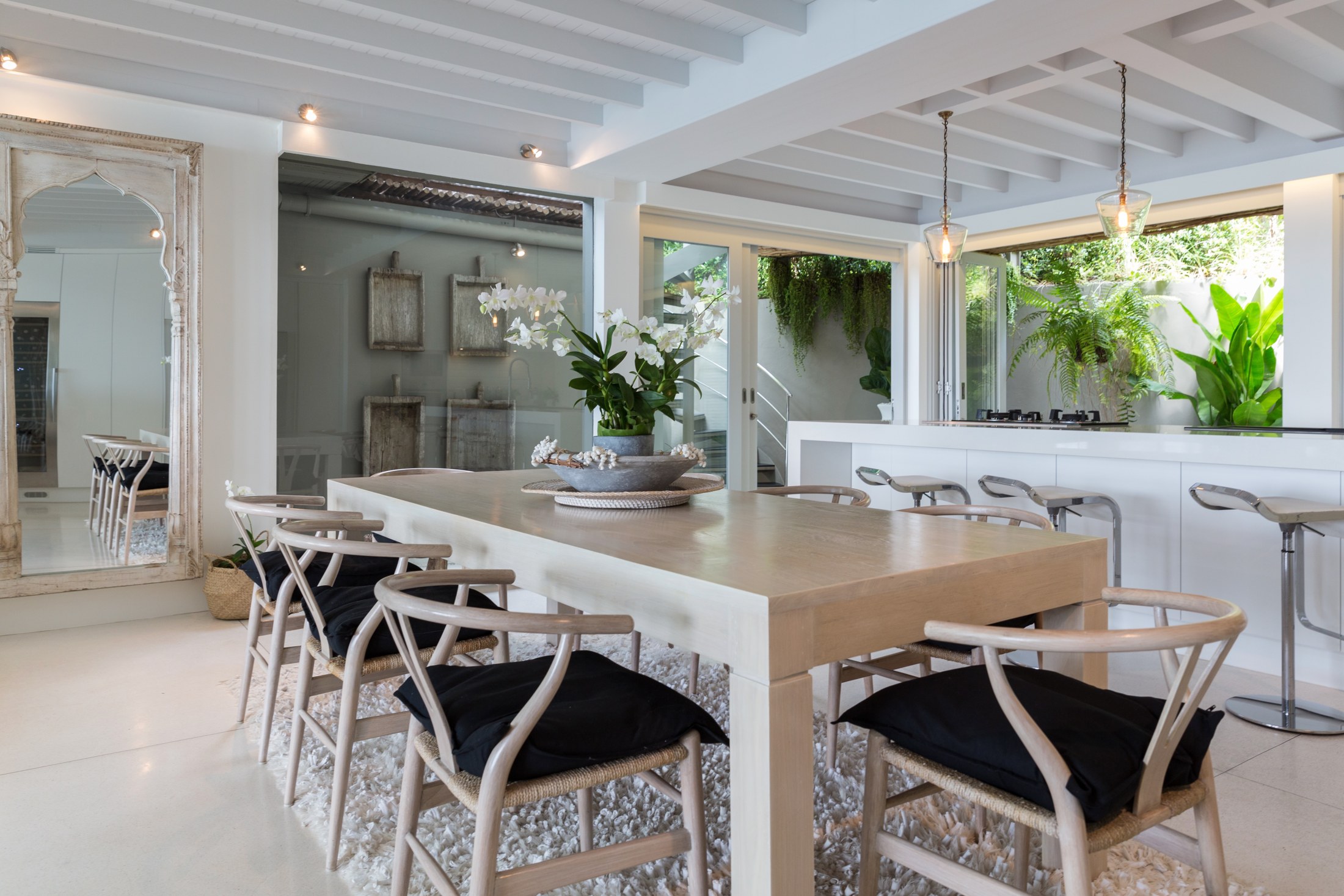 Private villa dining