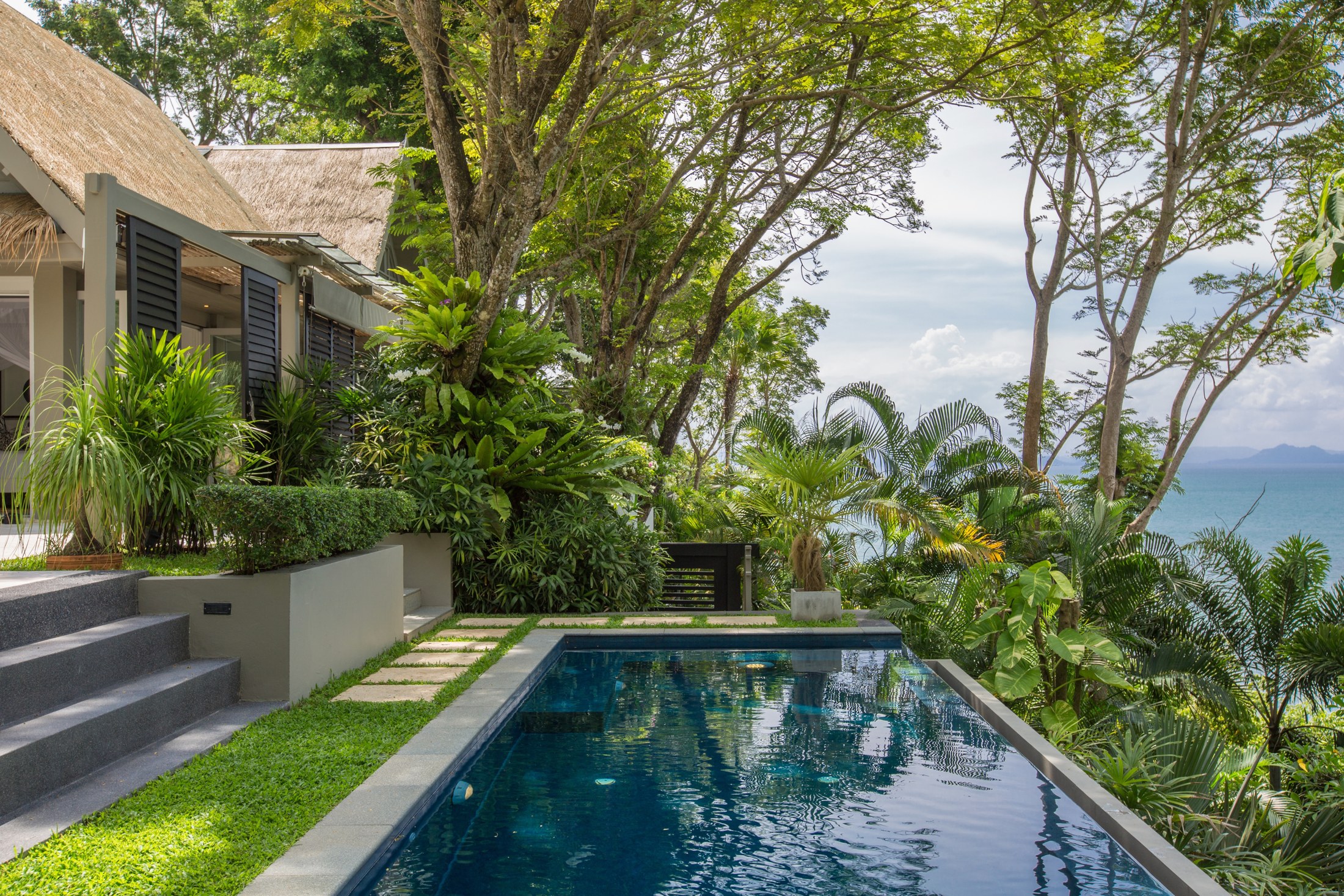Private pool